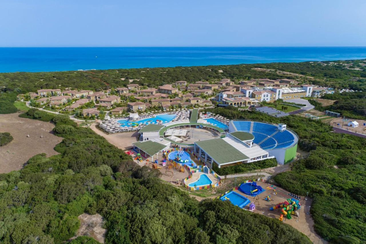 Is Serenas Badesi Resort 外观 照片