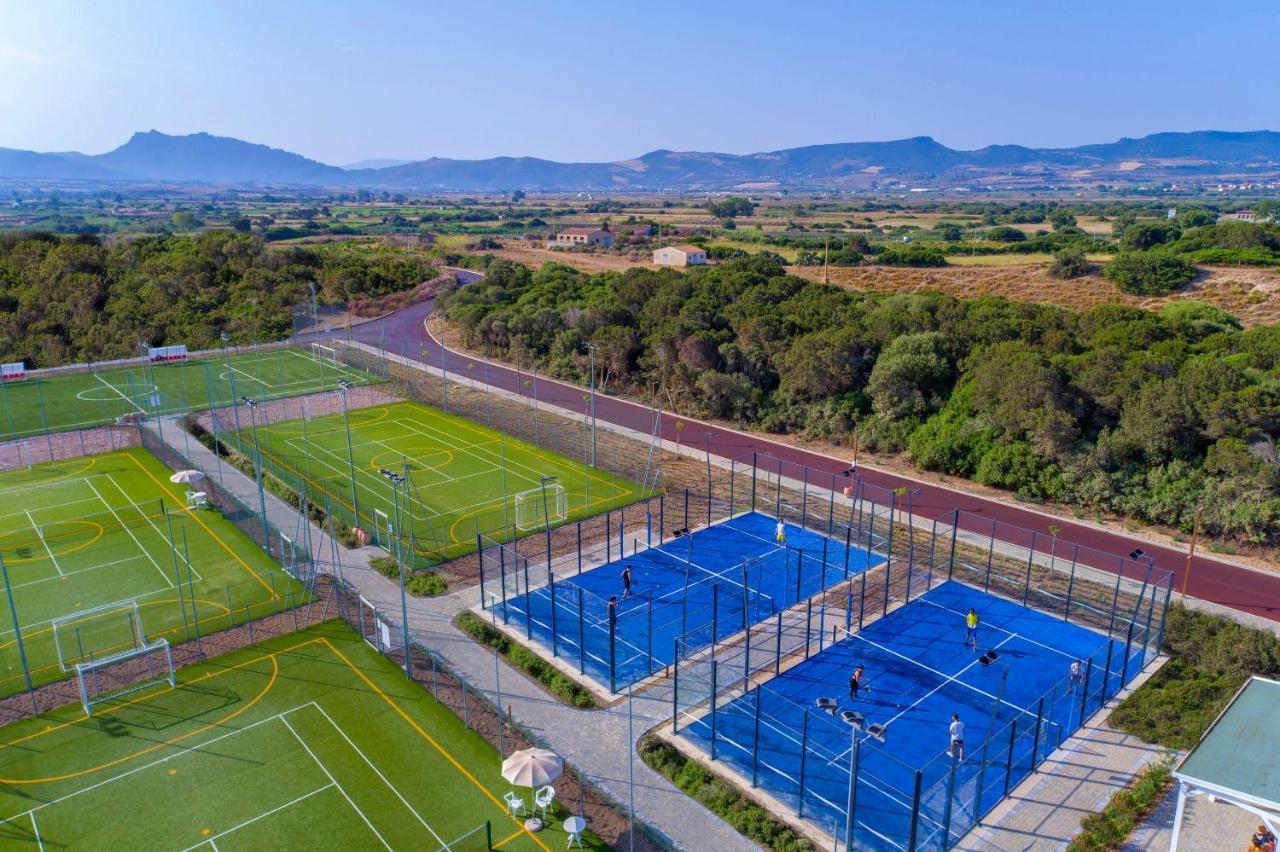 Is Serenas Badesi Resort 外观 照片